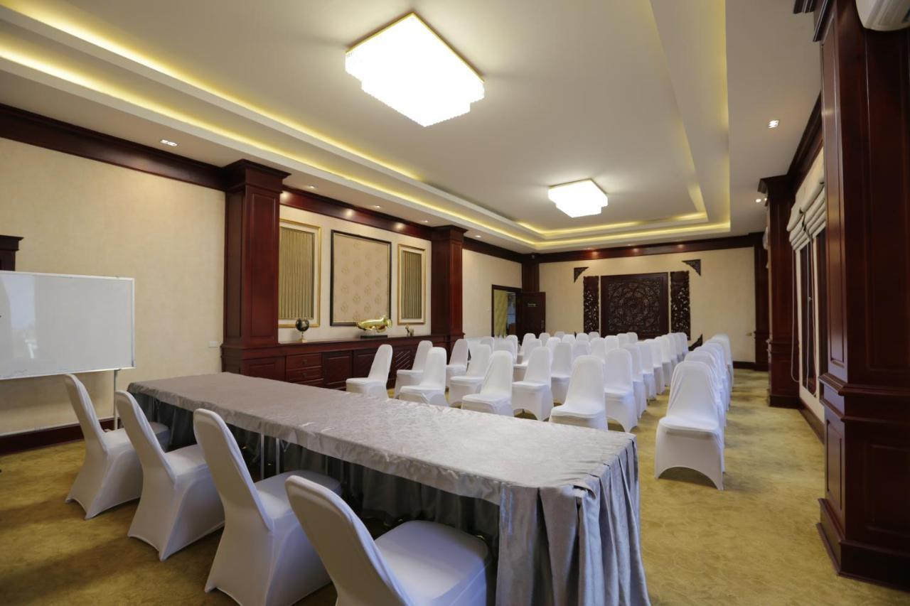Khounmixay Hotel Вьентьян Экстерьер фото
